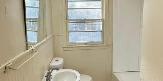 Cute 4 Bedroom Home! Gallery 9