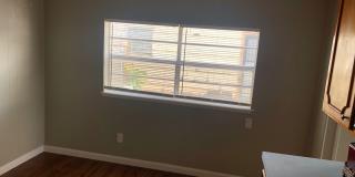 Available November - Cute 3 bed/1 bath! Gallery 10