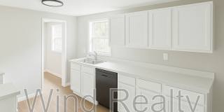 1109 Lake Shore Boulevard - A Gallery 4