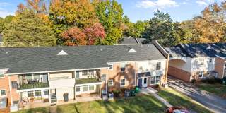 *MOVE IN READY* 3 Bed, 2 Bath Condo, Close to Uptown!!! Gallery 22