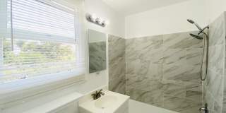 7450 Hollywood Blvd Gallery 8