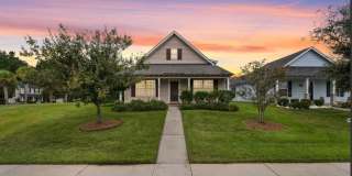 Spacious 4 Bed, 3 Bath Home on a Corner Lot in *The Villages of Vallambrosa! Gallery 1