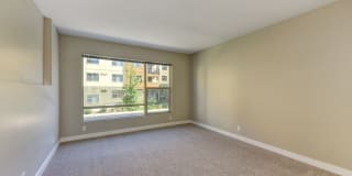 Madison Bellevue Gallery 40