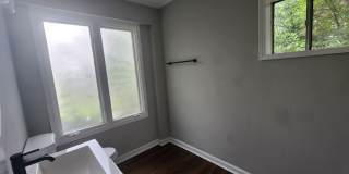 3 Bedrooms 1.5 Baths - North Columbus - Large Corner Lot Gallery 20