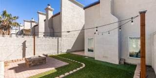 5046 Schumann Drive Gallery 38