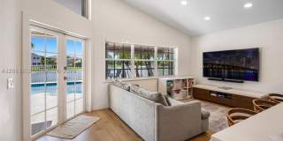 1045 Cedar Falls Dr Gallery 21