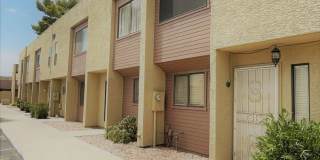 EXCELLENT TOWNHOME IN TEMPE! Gallery 1
