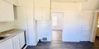 Charming 4-Bedroom Property in Prime Location Gallery 14