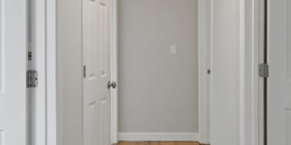 Spacious 4BR House in Signal Mountain Gallery 14