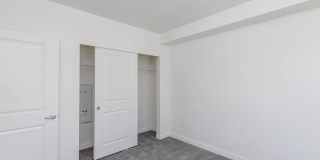 Pointe by Vintage Gallery 32