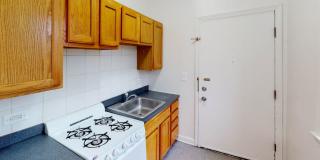 5528 S. Cornell Avenue Gallery 1