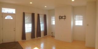 Southside Slopes - Amazing views of Downtown - Off-street parking Gallery 10