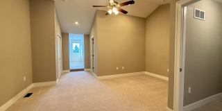 2564 W Towne Street Gallery 20