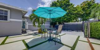 Spacious 3-Bedroom West Park Home with Private Pool Spacious 3-Bedroom West Park Home with Private Pool Gallery 34