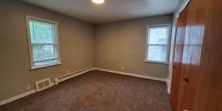 Charming 4-Bedroom Property in Prime Location Gallery 17