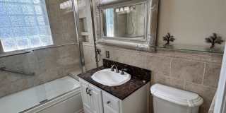 Beautiful 3-Bedroom, 3-Bath Home w/Study in Charleston, SC Gallery 20