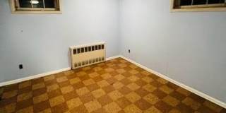 12 Lenore Avenue Gallery 13