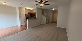 3 Bed 2.5 Bath Townhome in Brentwood Gallery 8