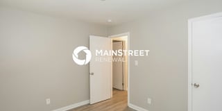 506 Sinclair Street Gallery 12