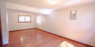 NW Rochester Split-Level with Vaulted Ceilings & Detached 2-Car Garage Gallery 13