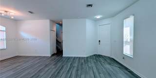 2151 NE 37th Ter Gallery 21