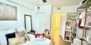 8010 N Nob Hill Road Gallery 14