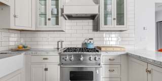 1929 Tamarind Ave unit: 8 Gallery 6