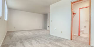 2200 E. Mill Plain Blvd., Units 1-10 2200 E. Mill Plain Blvd., Units 1-10 Gallery 4