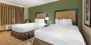 Suites Indianapolis - Airport Gallery 16