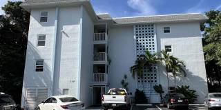 3257 NE 13 Street #402 - 302 Gallery 1