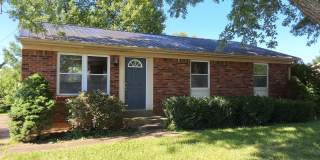 Cozy 3 Bed, 1 Bath House Located in Vine Grove Gallery 1