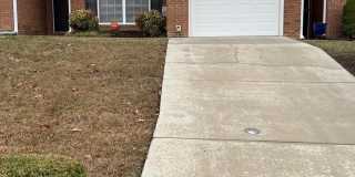 1005 Grey Oaks Lane Gallery 1