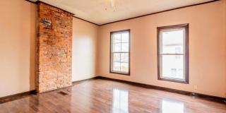Beautifully Renovated Brick Home in East Franklinton Arts District - Walk to the Best of Columbus! Gallery 23