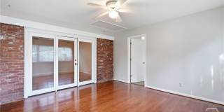 520 Windsor Road Gallery 21