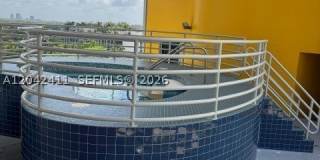 2025 Brickell Ave Gallery 22