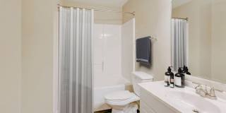 Affordable Housing - Brandemere Apartment Homes Gallery 21