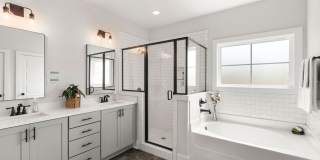 Designer Home near Auburn University's Campus! Gallery 16
