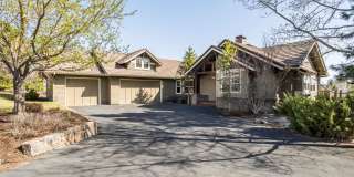 Large custom home NW Bend Gallery 1