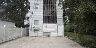 8835 S Commercial Avenue Gallery 1