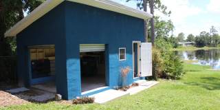 Beautiful 2 bedroom Lakefront Home Gallery 49