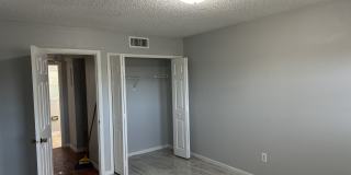 836 sky Lake Circle Gallery 19