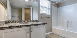 Calais Park Apartments Gallery 23