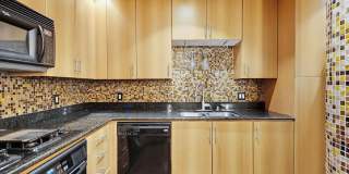 Modern Industrial Condo in the Heart of Downtown San Diego – Walk to Petco Park & Waterfront Gallery 8