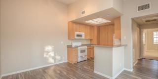 Laurel Canyon Apartment Homes Gallery 30