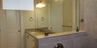 1 Bedroom + Den 1.5 bath 2 Car Garage VIEWS & VIEWS! Gallery 11