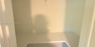 311 SW 11th Ct Gallery 19