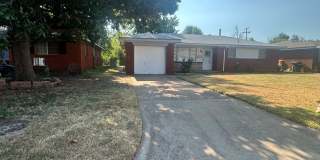 3 bed, 1 bath, 1 car garage Gallery 4