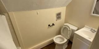 27 Howe St Gallery 11