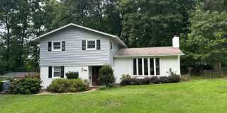 6810 FERN Lane Gallery 1
