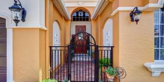 130 SE Bella Strano Gallery 6